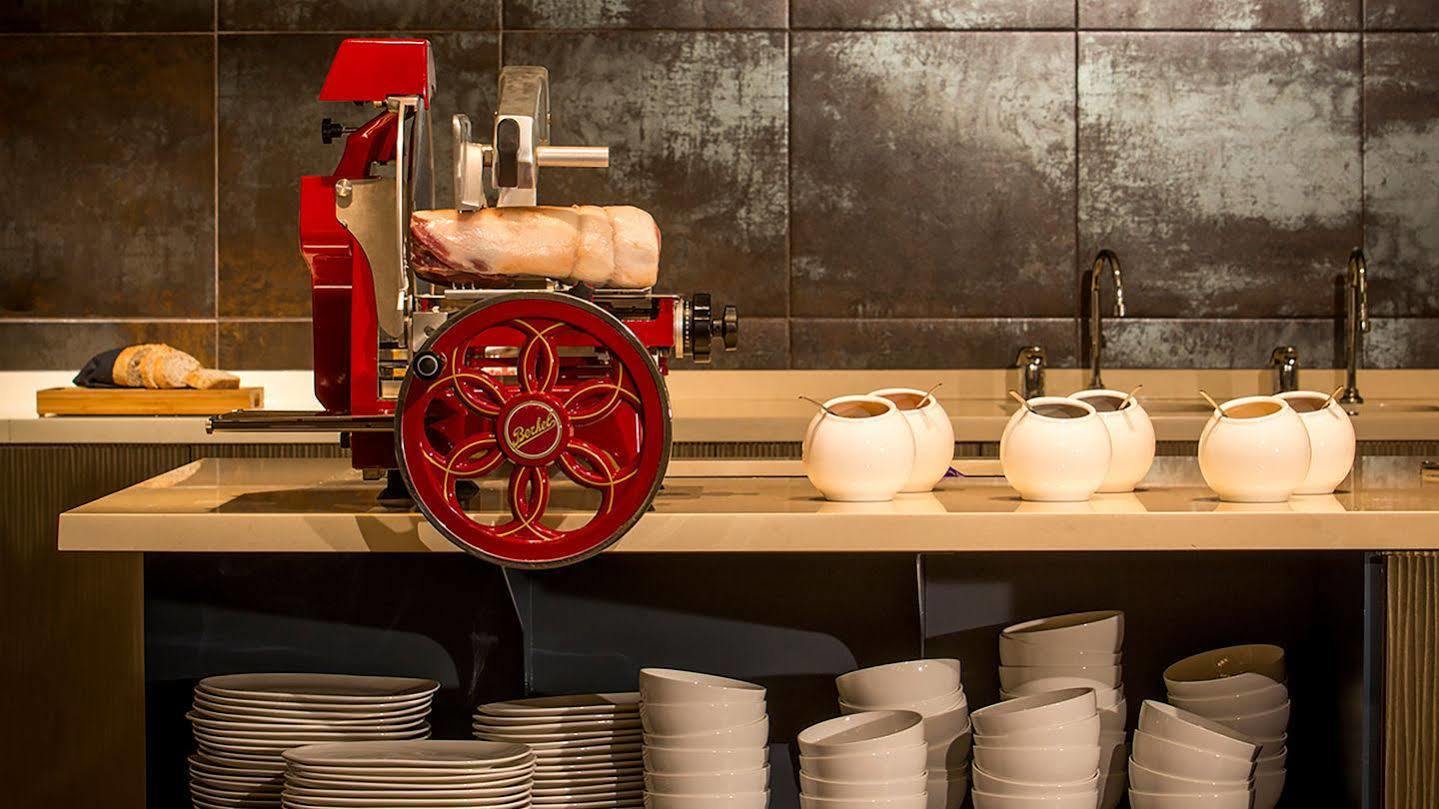 Ac Hotel By Marriott Dallas By The Galleria Ngoại thất bức ảnh